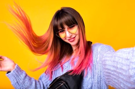چگونه موهایمان را با رنگ مو فانتزی رنگ کنیم؟