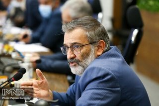 مرگ تدریجی اصفهان زیبا را به سوگ نشسته‌ایم