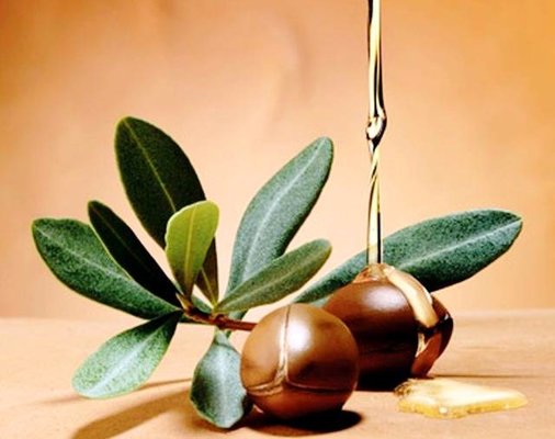 روغن آرگان برای رشد مجدد موهای ریخته شده سر