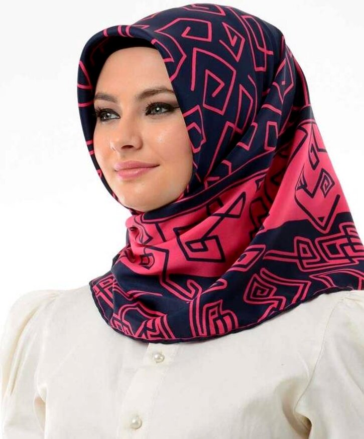 انتخاب شال و روسری بر اساس فرم صورت