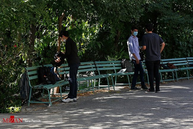 حضور دانش آموزان در مدرسه الزامی است یا اختیاری؟