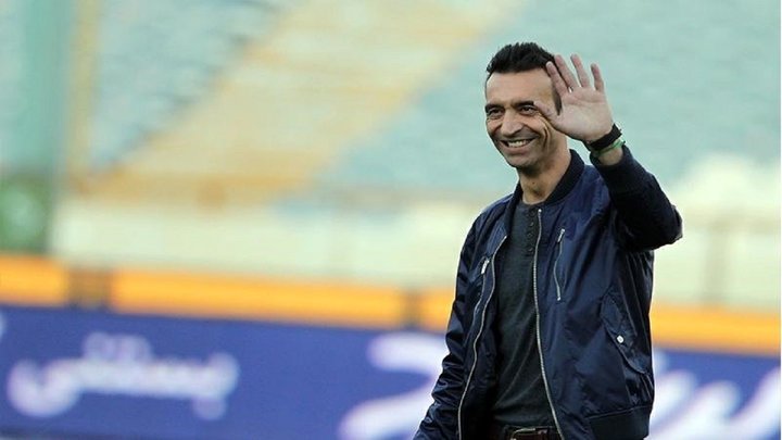 عنایتی: آجورلو مدیر موفقی است