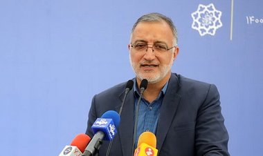 دلجویی زاکانی از کودک زباله گرد