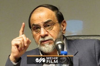 چرا رهبر انقلاب گفتند نظر من به احمدی نژاد نزدیکتر است؟