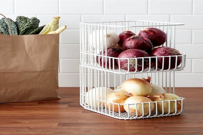 چرا نباید پیاز و سیب زمینی را کنار یکدیگر گذاشت؟