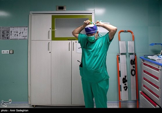 کاهش تمایل پزشکان برای تحصیل در برخی رشته‌های تخصصی/ ارائه سالانه ۳۰۰ درخواست برای مهاجرت