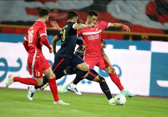 منافی: همان‌طور که استقلال تقویت می‌شود، پرسپولیس هم باید بازیکنان تأثیرگذار خارجی جذب کند