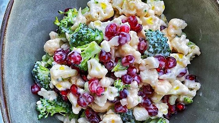 طرز تهیه سالاد انار + فیلم