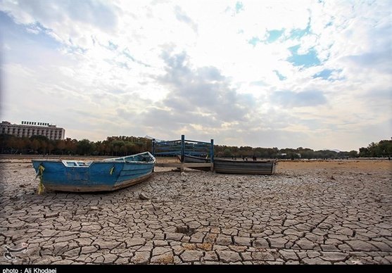 دیدار نمایندگان اصفهان در مجلس با رئیس جمهور/ «خشکسالی و بحران آب» مهم‌ترین مطالبه اصفهانی‌ها از رئیسی‌