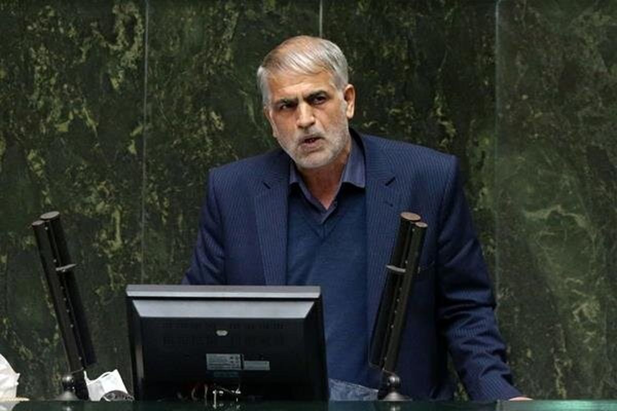 ستاد مقابله با کرونا بر رعایت پروتکل‌های بهداشتی در مدارس نظارت کند