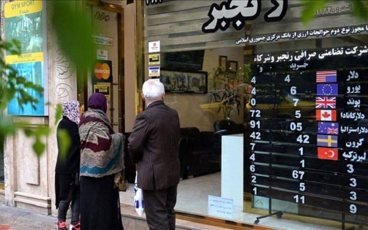 نوسان محدود نرخ سکه و طلا در بازار؛ سکه ۱۲ میلیون و ۶۵۰ هزار تومان شد