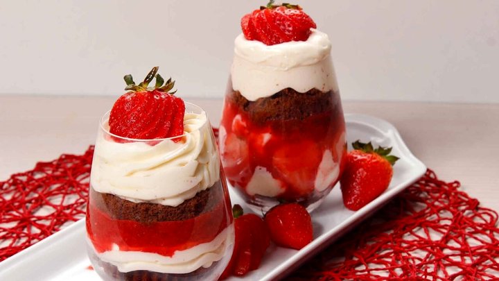 طرز تهیه ورین توت فرنگی + فیلم