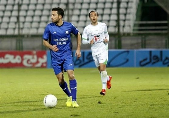 عاشوری: نمی‌خواهیم از حالا به فکر رتبه آخر فصل باشیم