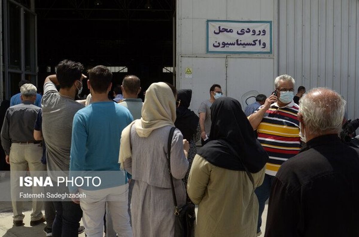 ۳۲.۲۵ درصد افراد بالای ۱۸ سال دوز سوم واکسن کرونا را تزریق کردند