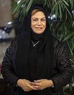 ماجرای رقص بازیگر زن برنامه زنده را متوقف کرد!