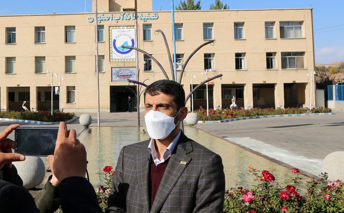 امیدواریم به زودی همه آب مورد نیاز صنعت از پساب و پروژه انتقال خلیج فارس تامین شود