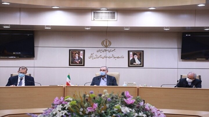 عین اللهی: موج جدید کرونا در سایر کشورها ما را برای آینده نگران کرده است