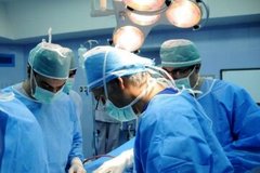 انجام عمل جراحی اصلاح صافی کف پا در آران و بیدگل انجام شد