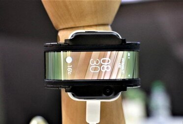 موبایل هوشمند پوشیدنی رونمایی شد