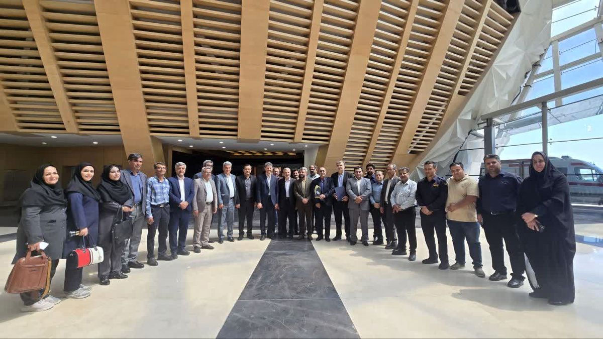  شهرداری نجف‌آباد برترین دستگاه خدمت‌رسان استان شد