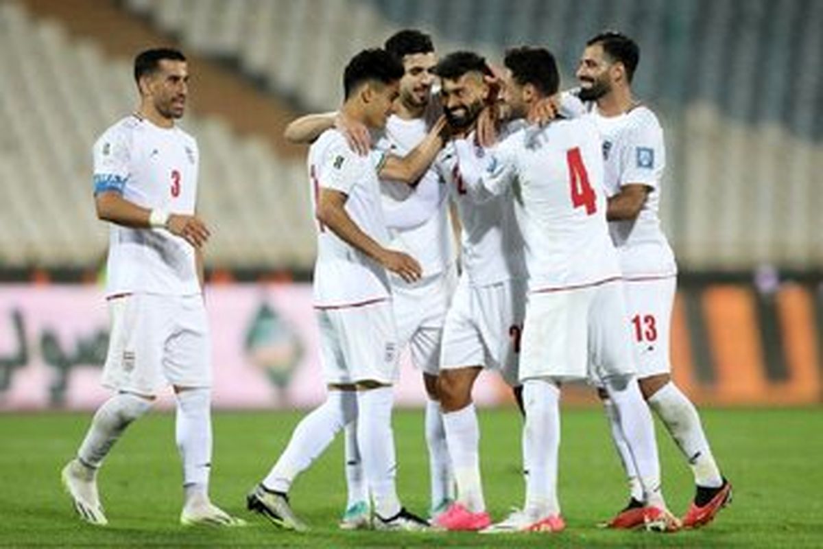 قلعه‌نویی یک پرسپولیسی را از تیم ملی اخراج کرد!