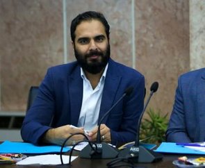 برنامه «بی‌واسطه با مردم‌» هم‌زمان از رادیو و تلویزیون پخش می‌شود