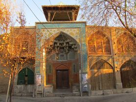 خدا پِدِرُ مادِری بادُ بیامُرزِد