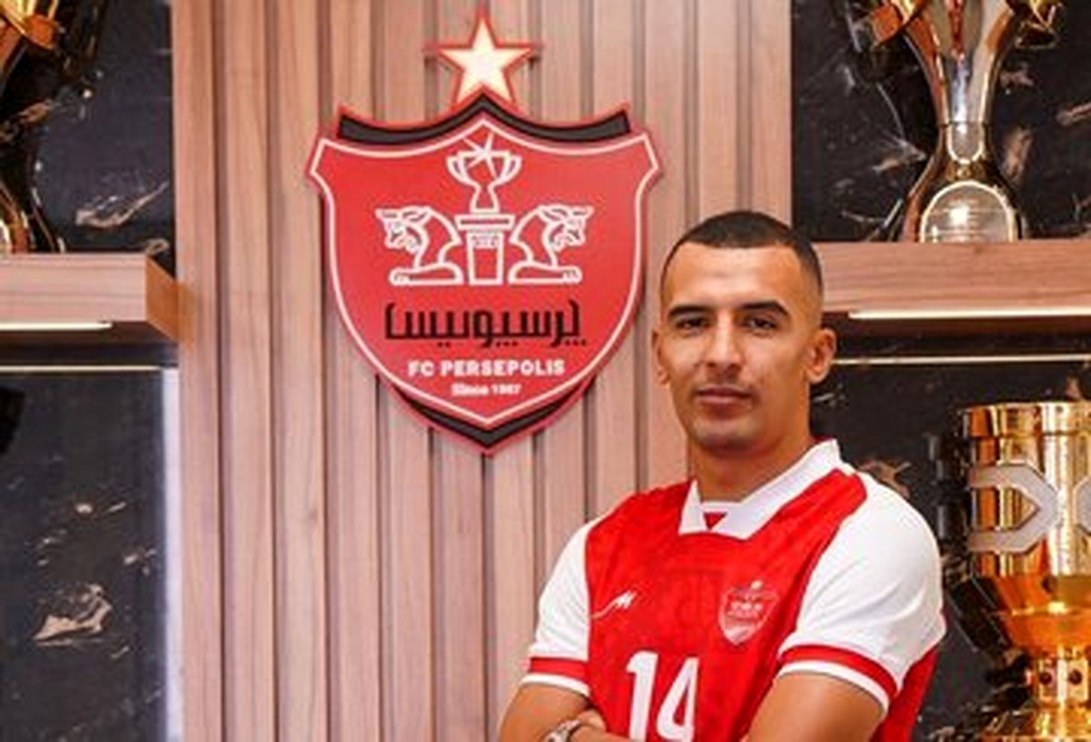 عکس| خداحافظی باهویی با هواداران پرسپولیس