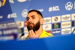 عکس| تیپ خاص بنزما به سبک سربازان عربستانی!