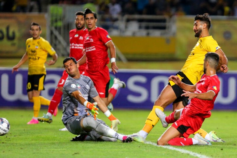 سپاهان از تراکتور عیدی می‌خواهد