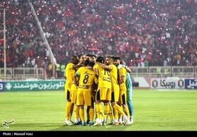 سپاهان در کمین لغزش دیگر مدعیان