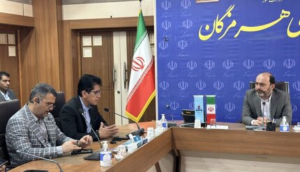 قرارداد سايت پالايشگاه اصفهان درهرمزگان امضاء شد