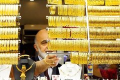 یک اتفاق جدید در بازار طلا و سکه/ خرید و فروش طلا متوقف شد
