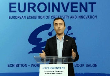 دانشمند اصفهانی مقام اول جهان در بیوتکنولوژی شد