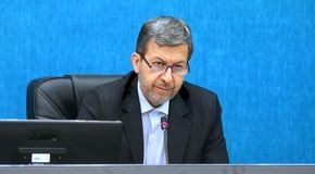  عدالت باید از پشت میزها به متن زندگی مردم بیاید