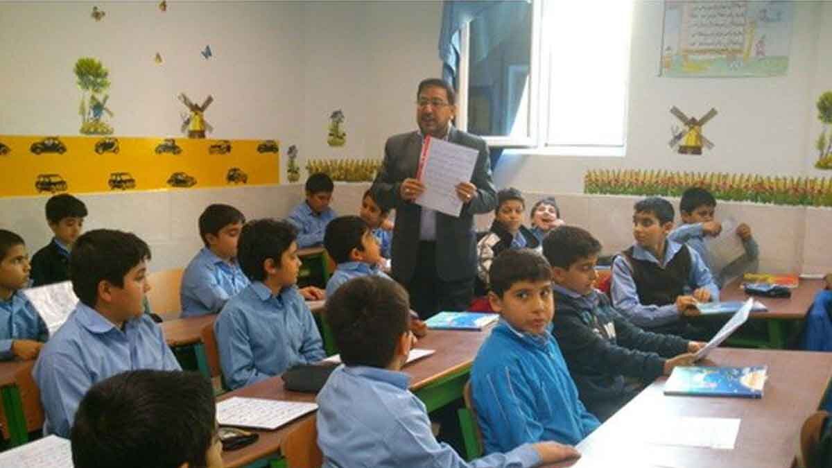 فعالیت عادی تمامی مدارس استان اصفهان در روز یکشنبه ٢٨ دی ماه