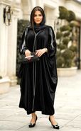 ۵۰ مدل مانتو عبایی جدید ۱۴۰۴ | شیک‌ترین طرح‌های دخترانه و مجلسی از اینستاگرام
