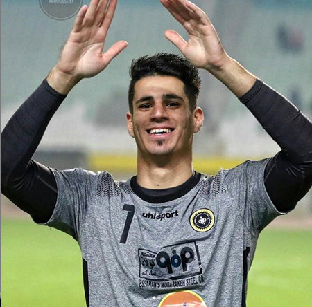 پیام نیازمند و سپاهان ؛ جدایی یا ادامه مسیر