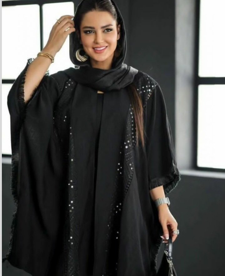 50 مدل مانتو مشکی محرم ۱۴۰۴: شیک، پوشیده و مناسب عزاداری