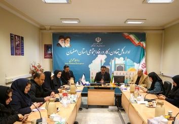 انقلاب معیشتی در اصفهان؛ کالابرگ بر سفره ۹۷ درصد خانوارها نشست