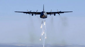 بارورسازی ابرها: واقعیت علمی برای معجزه آبی یا فریب بزرگ؟ از «۴۰ درصد افزایش بارش» در ایران تا هشدار «ابردزدی»