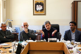 استاندار اصفهان: توزیع متوازن کالاهای اساسی در تمام شهرستان‌ها الزامی است