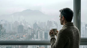 تاب‌آوری در «اصفهانِ خاکستری»؛ راهنمای جامع مقابله با افسردگی فصلی و آلودگی هوا