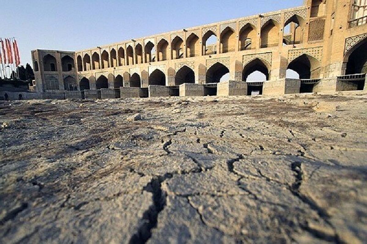  اصفهان، شهری که خاک زیر پایش می‌لرزد