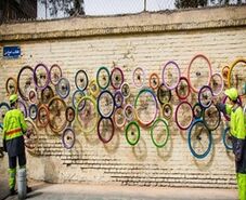 دیوارهایی که حال شهر را می‌گویند