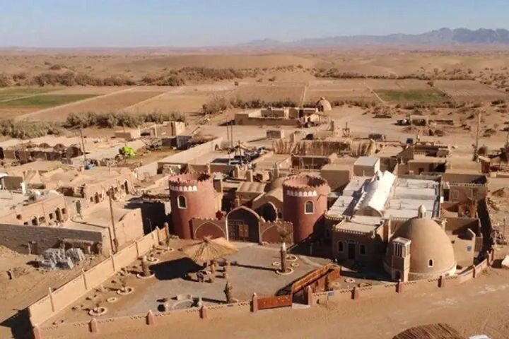 کویر «مصر» در یک‌قدمی ثبت جهانی؛ چرا ابیانه از قطار بهترین دهکده‌های گردشگری ملل متحد جا ماند؟