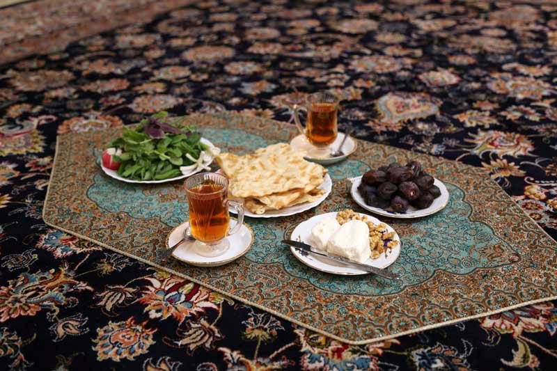 افطار کوچک‌تر؛ وقتی تورم به دل سفره رمضانی اصفهان می‌نشیند