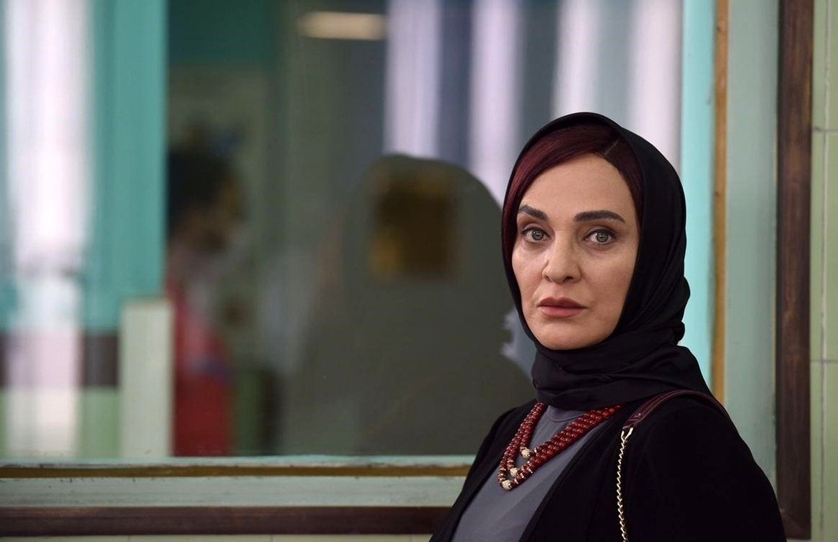 بیوگرافی رؤیا نونهالی بازیگر نقش گیسو در سریال گردن زنی